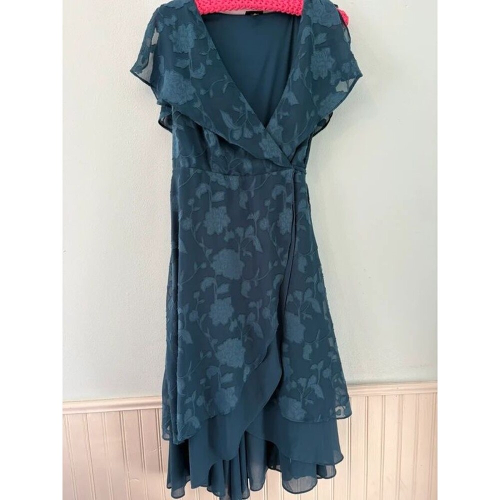 Torrid 0 large blue wrap dress